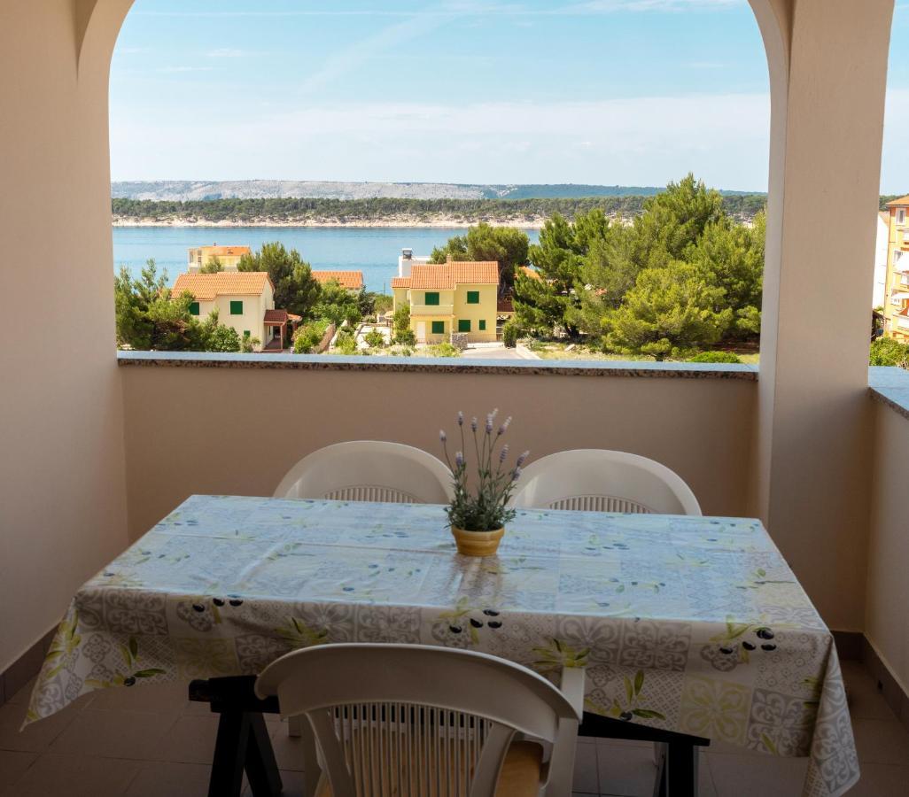 Apartments Dokovic Barbat na Rabu Экстерьер фото