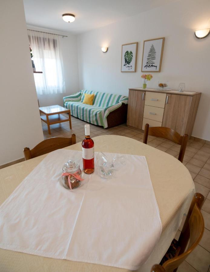 Apartments Dokovic Barbat na Rabu Экстерьер фото