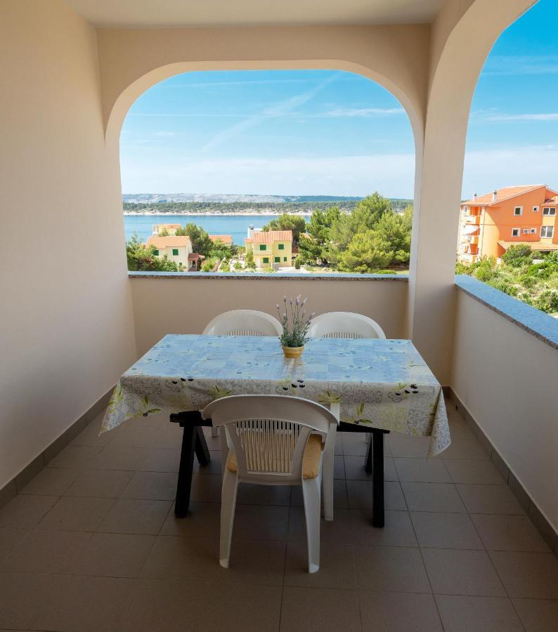 Apartments Dokovic Barbat na Rabu Экстерьер фото