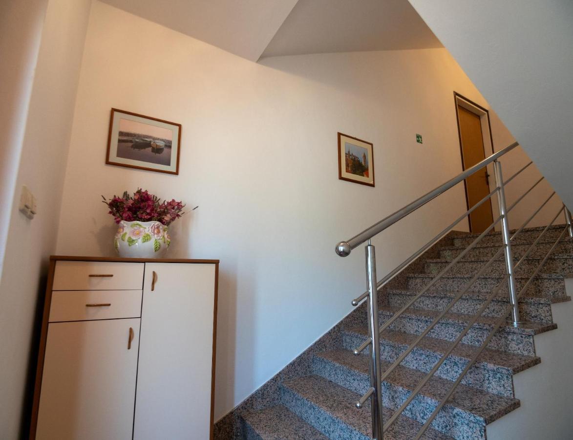 Apartments Dokovic Barbat na Rabu Экстерьер фото