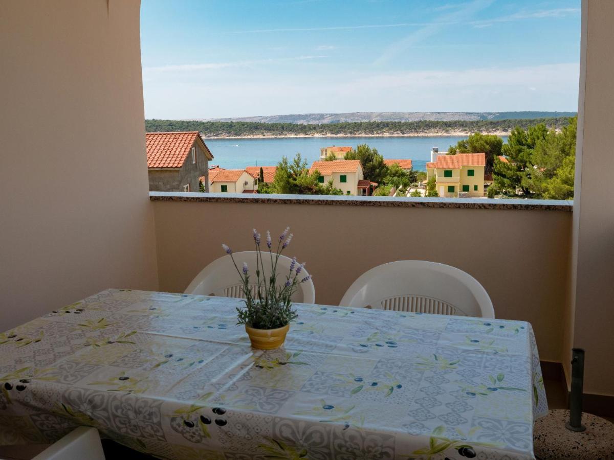 Apartments Dokovic Barbat na Rabu Экстерьер фото