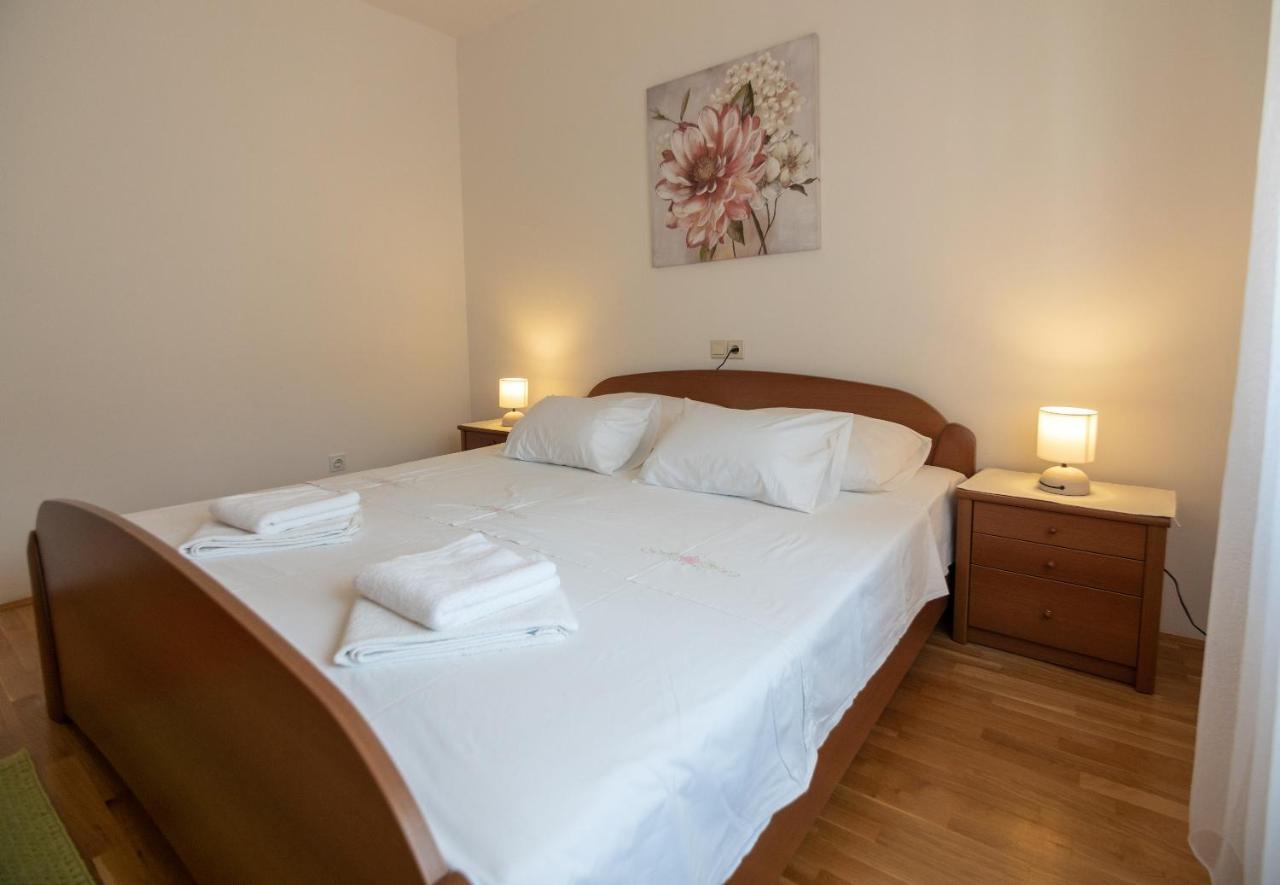 Apartments Dokovic Barbat na Rabu Экстерьер фото