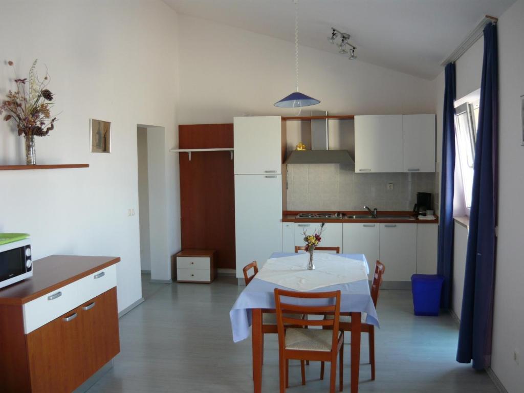 Apartments Dokovic Barbat na Rabu Номер фото